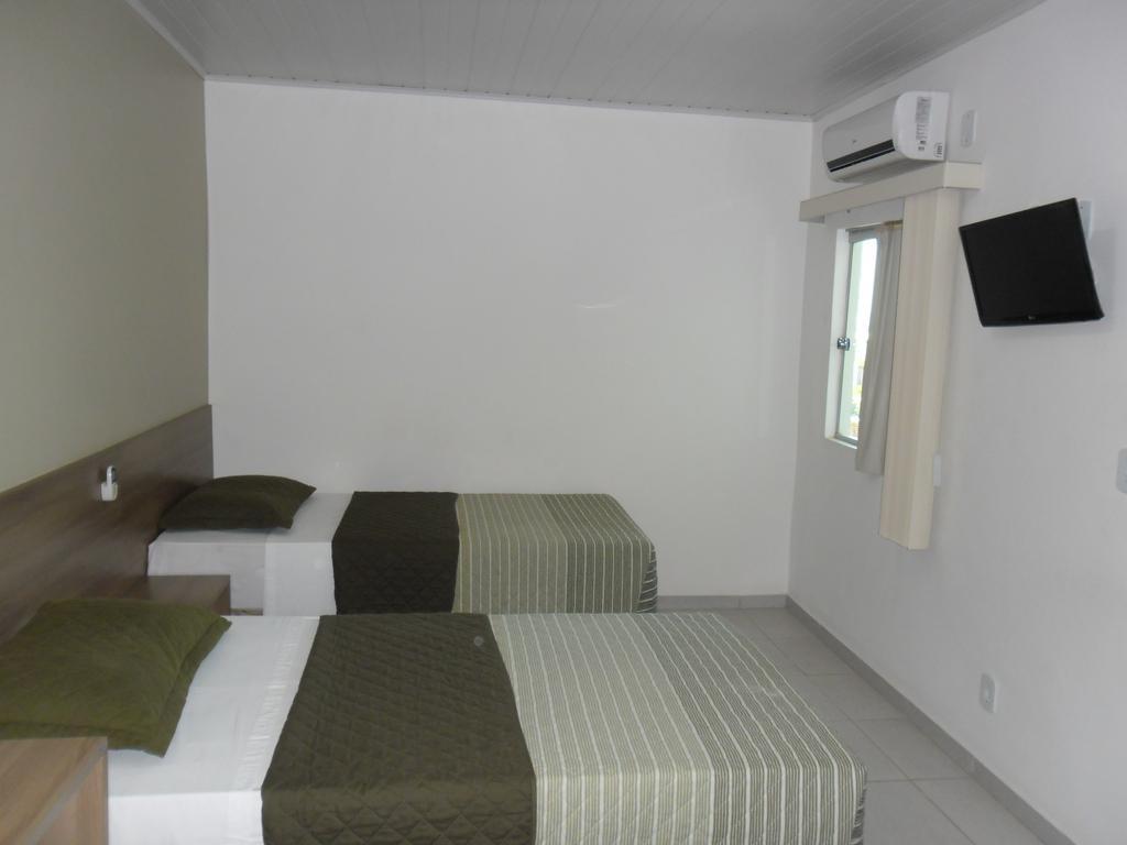 Larison Economy Hotel Pôrto Velho Buitenkant foto