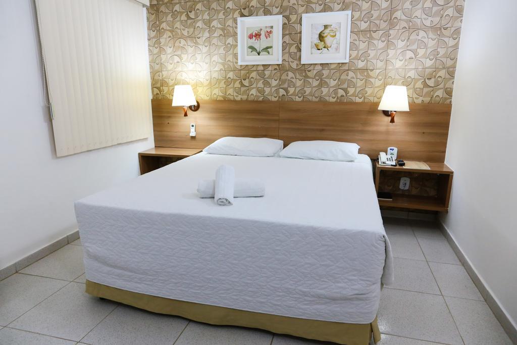 Larison Economy Hotel Pôrto Velho Buitenkant foto